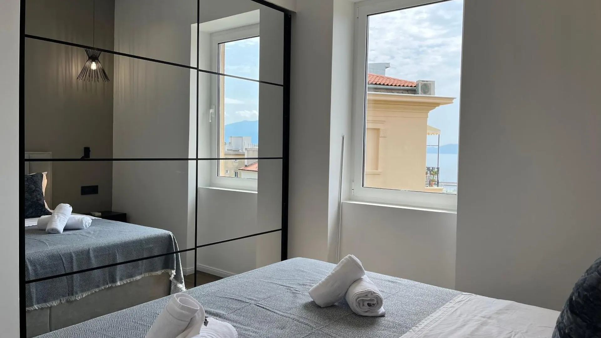 Jadabell 1 & 2 With Sea View Apartment Rijeka